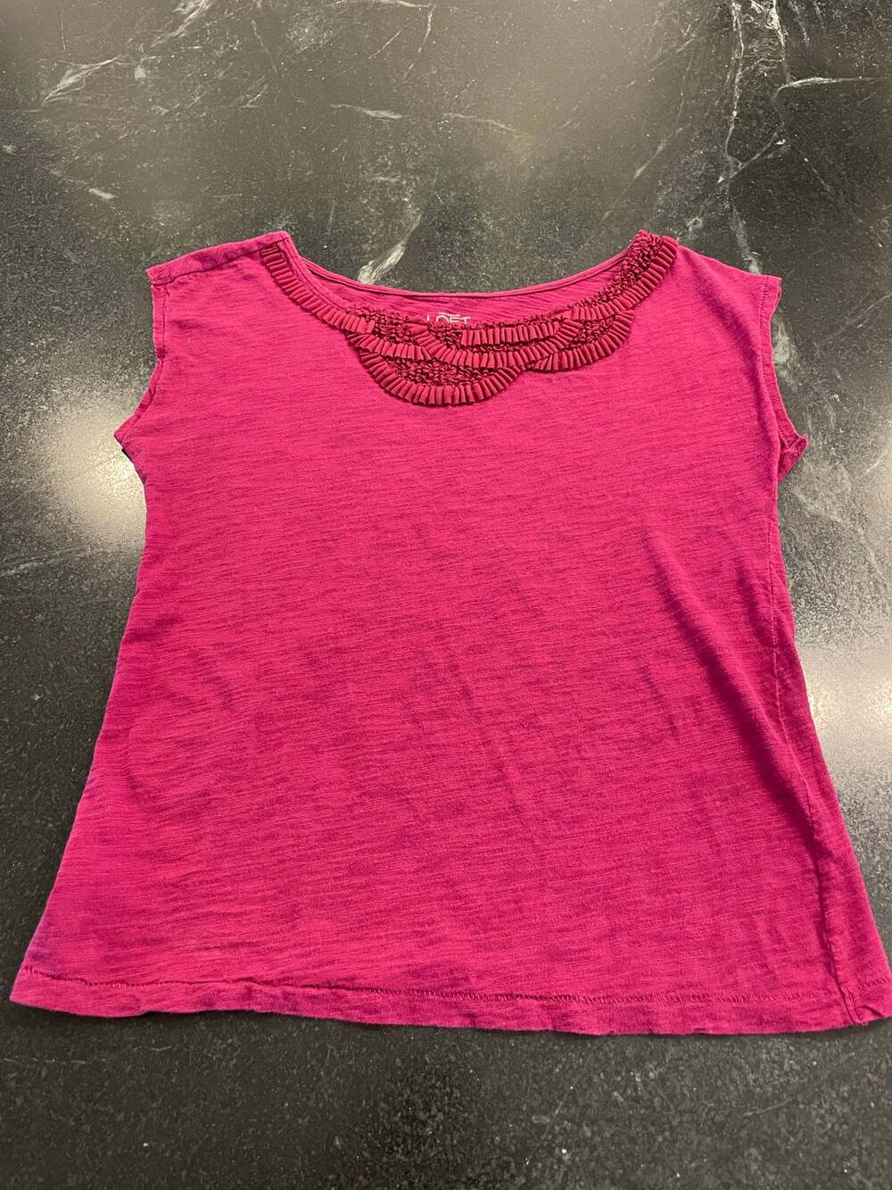 Ann Taylor LOFT 100% Cotton Raspberry Pink tee with ruffle neckline XS